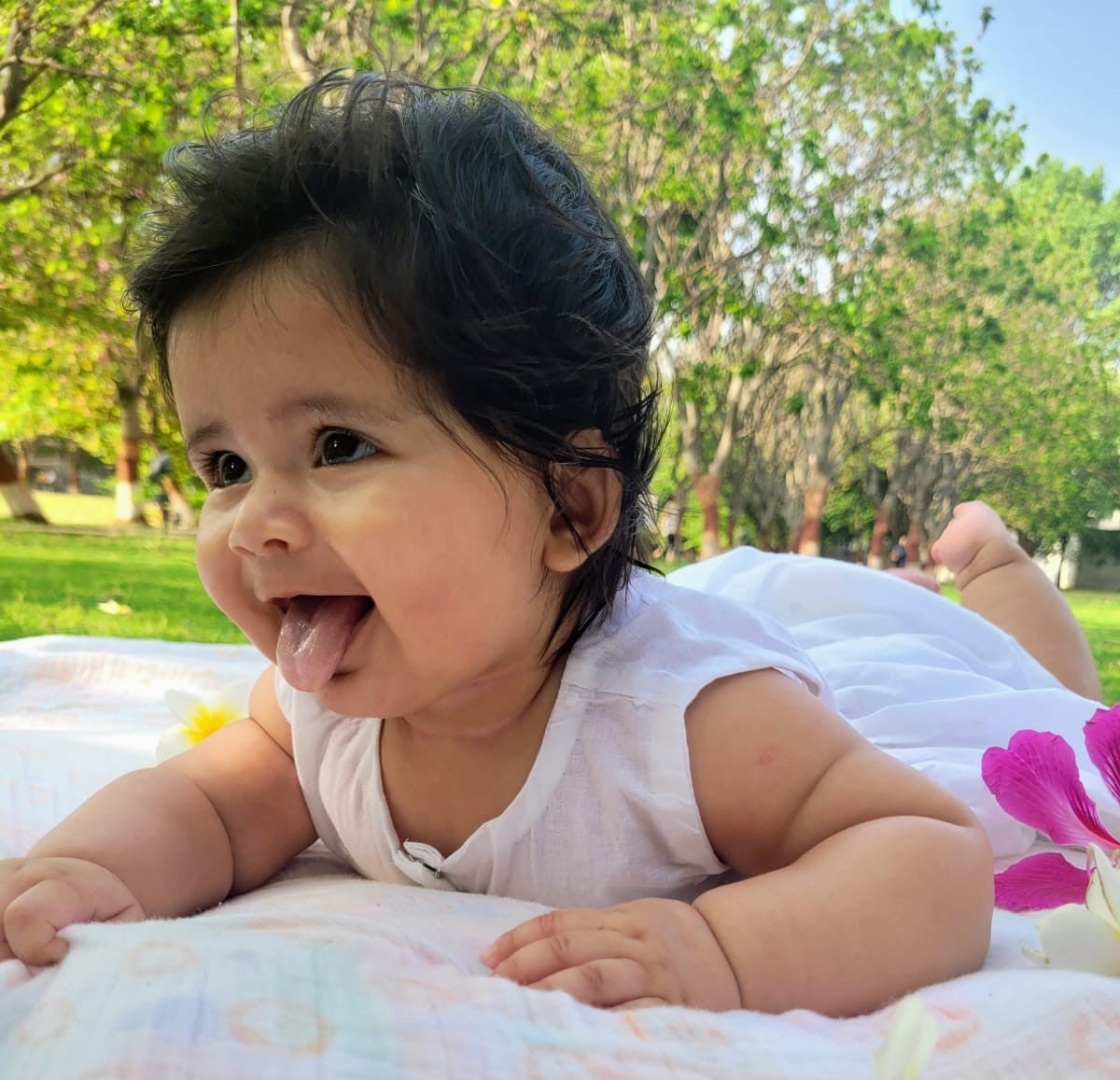 Bumblebee Baby Wear bumblebee-baby-wear